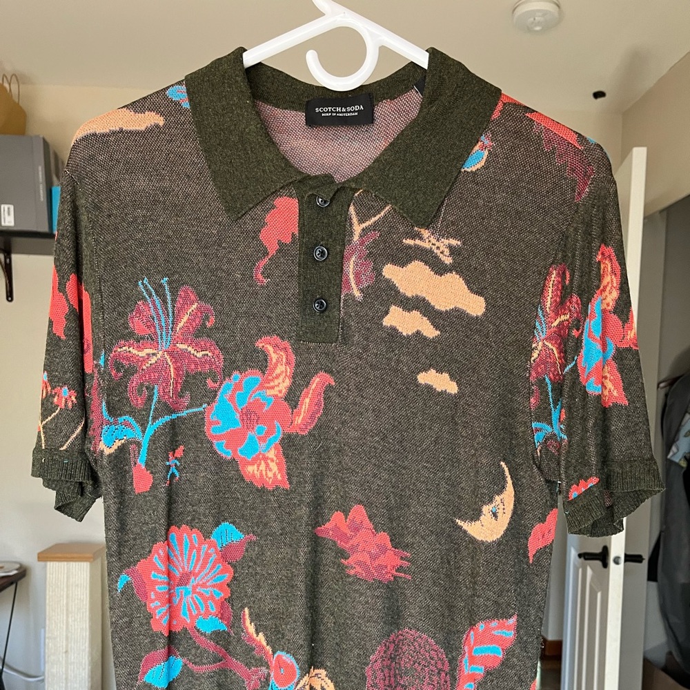 Medium Sized Scotch and Soda Polo